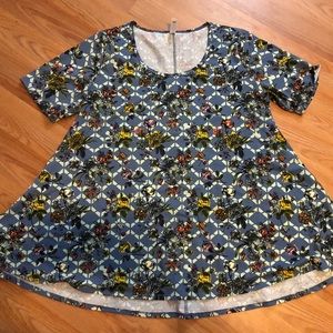 LulaRoe Perfect T, Size XL, EUC